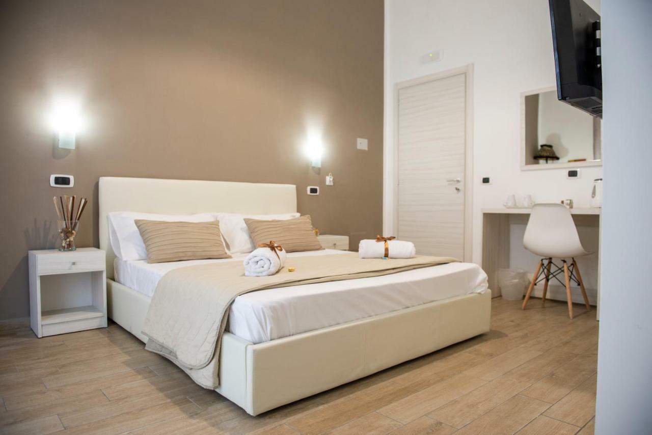 Smeraldo Suite Napoli Bagian luar foto