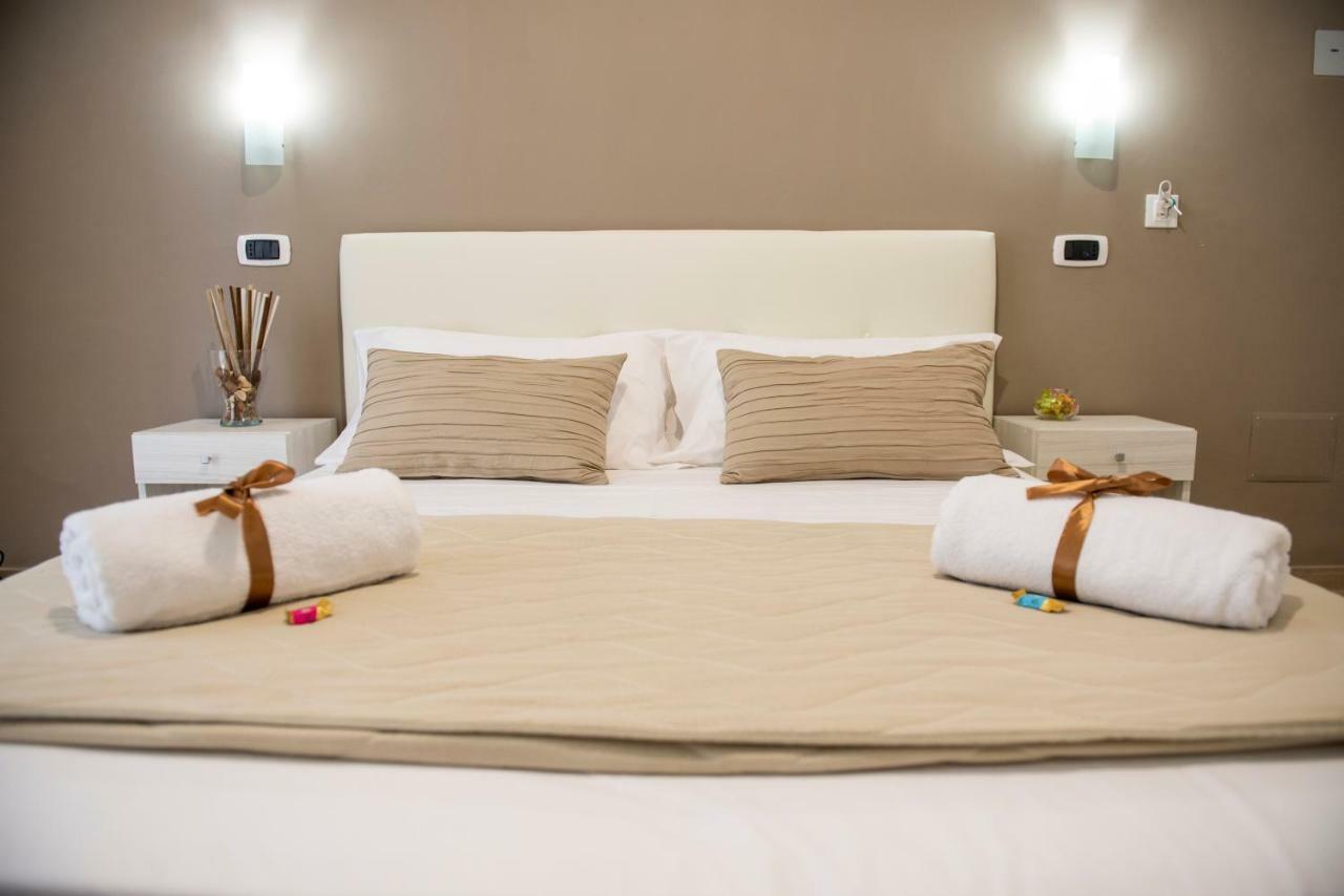 Smeraldo Suite Napoli Bagian luar foto