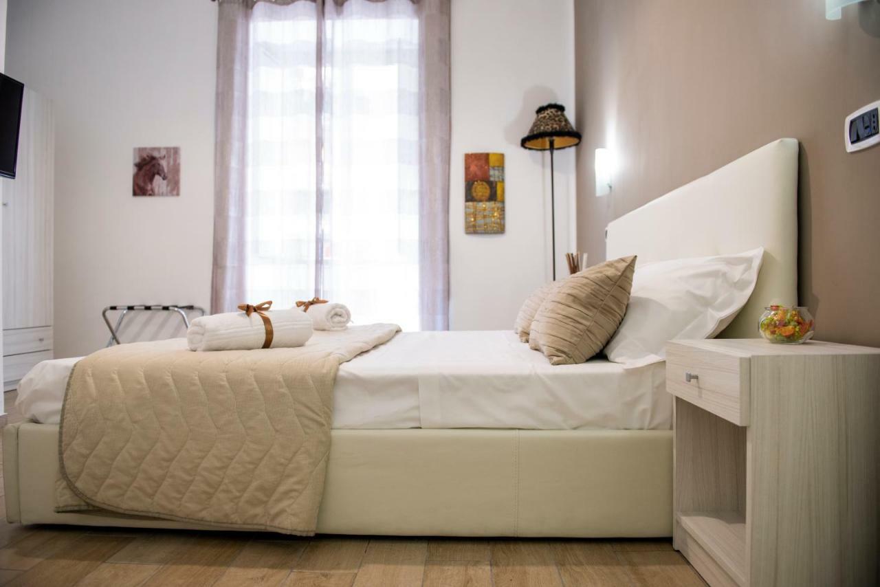 Smeraldo Suite Napoli Bagian luar foto