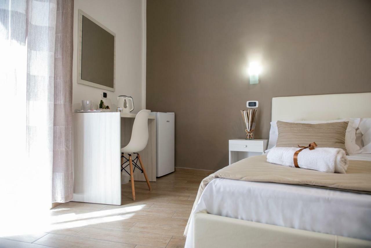 Smeraldo Suite Napoli Bagian luar foto