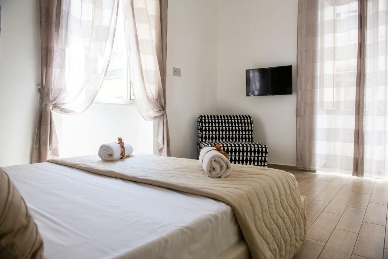 Smeraldo Suite Napoli Bagian luar foto