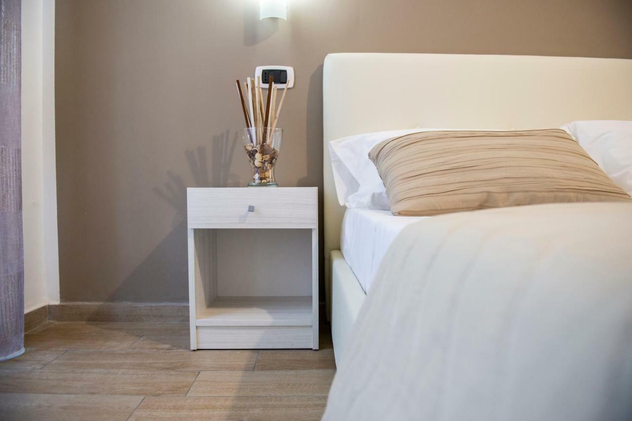 Smeraldo Suite Napoli Bagian luar foto